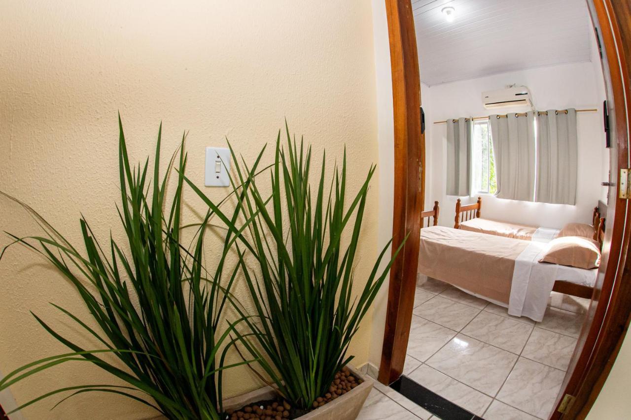 Casa Da Zeze Pousada & Hotel Itaboraí Extérieur photo